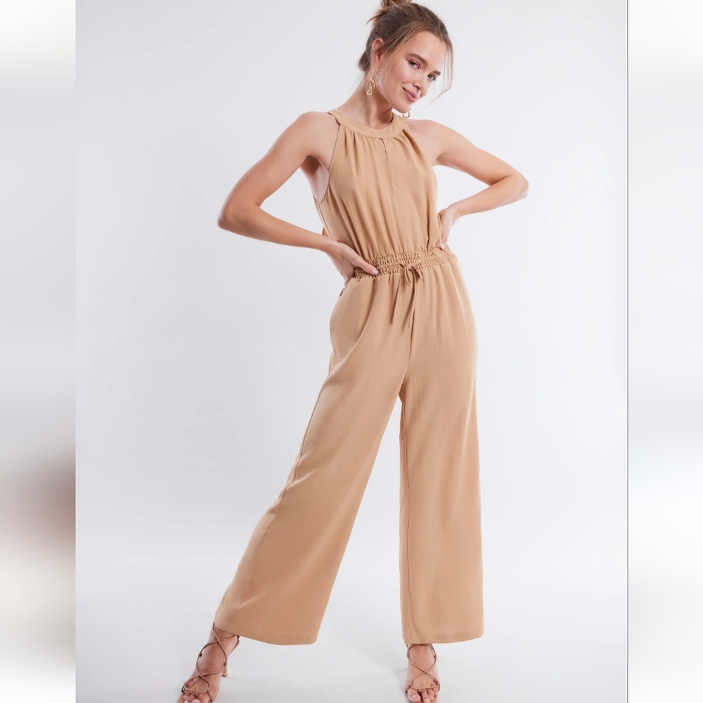 NWOT BCBG GENERATION Halter Bow Back Jumpsuit Size XS With Flaws